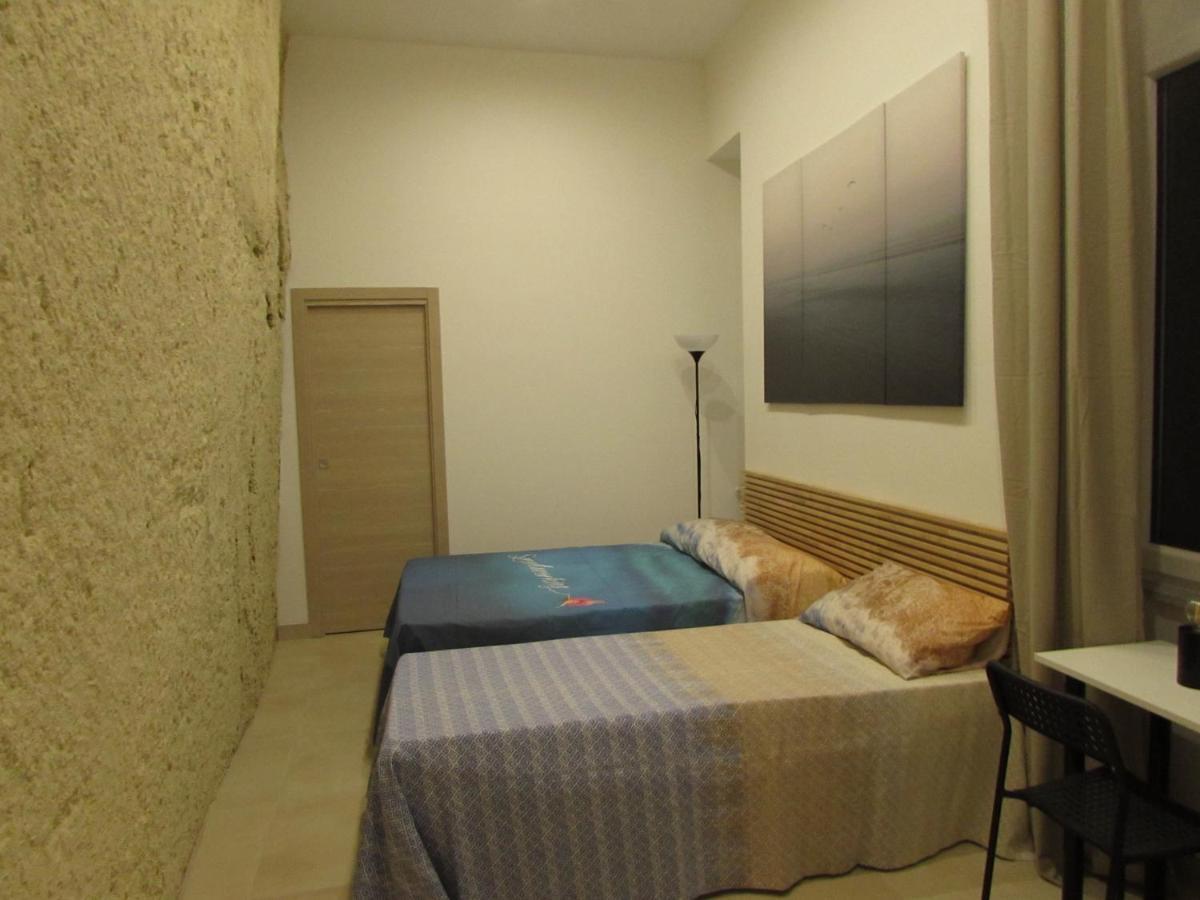 Enzo Home Наполи Екстериор снимка