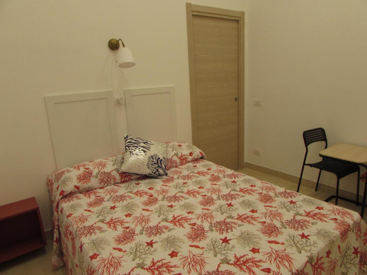 Enzo Home Наполи Екстериор снимка
